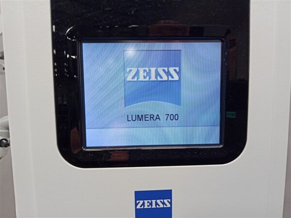Refurbished Zeiss OPMI Lumera 700 microscope for sale with integrated intraoperative OCT, SCI illumination and ergonomic design. Keywords: Lumera 700 for sale, iOCT surgical microscope for sale, Zeiss Lumera for sale, refurbished surgical microscope, ophthalmic microscope for sale
