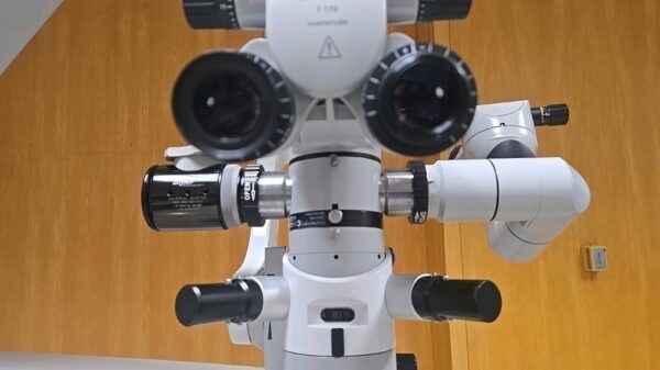 Zeiss OPMI Lumera I microscope | Pre-owned Ophthalmic Microscope - Image 6