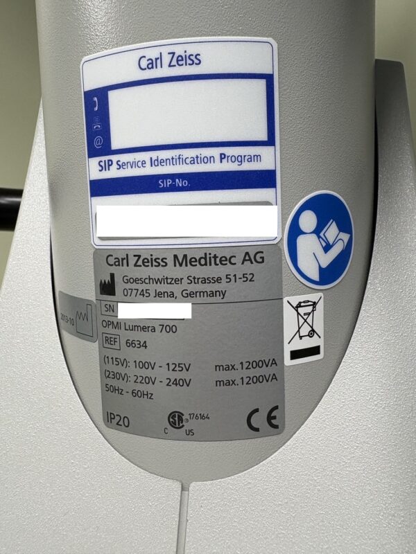 Refurbished Zeiss OPMI Lumera 700 microscope for sale with integrated intraoperative OCT, SCI illumination and ergonomic design. Keywords: Lumera 700 for sale, iOCT surgical microscope for sale, Zeiss Lumera for sale, refurbished surgical microscope, ophthalmic microscope for sale